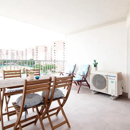 Global Properties, Nuevo En La Playa De Apartment *