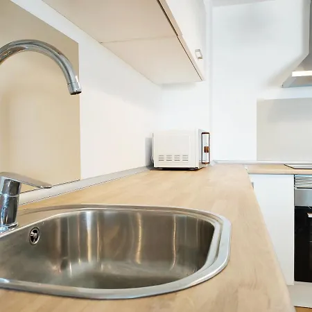 Global Properties, Nuevo En La Playa De Apartment *