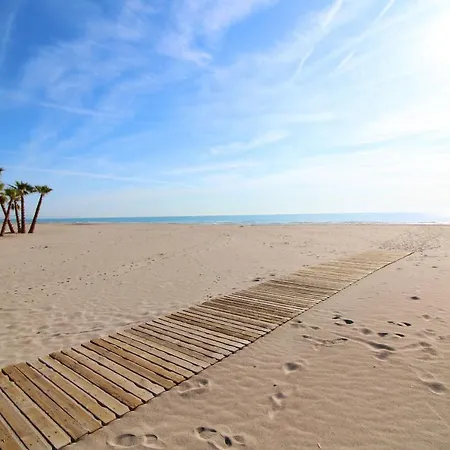 Apartment Global Properties, Nuevo En La Playa De