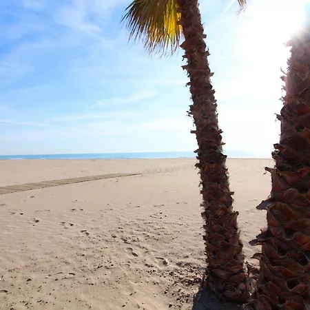 Apartment Global Properties, Nuevo En La Playa De