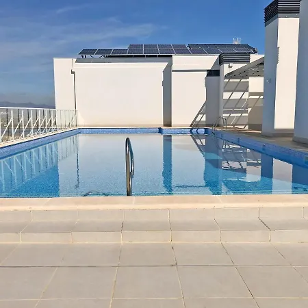 Global Properties, Nuevo En La Playa De Apartment *